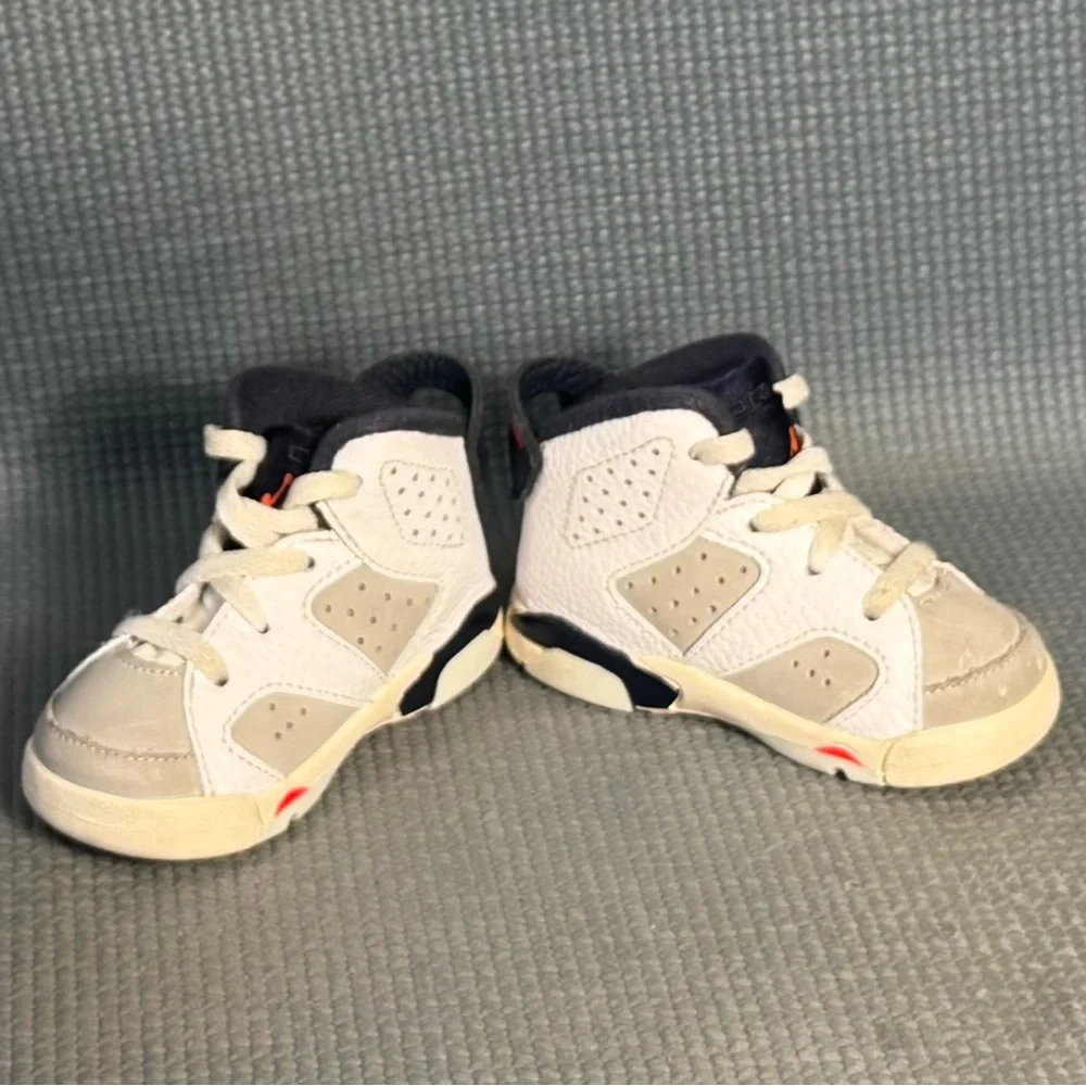 Nike Air Jordan Retro 6‎ Tinker White Infrared Shoes 384667-104 Toddler Size 4C